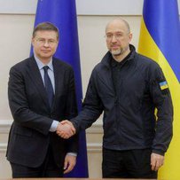 У Міноборони обговорили реалізацію SAFE і посилення санкцій проти росї