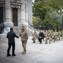 Президент зустрівся з воїнами, які служать у лавах ТрО ЗСУ