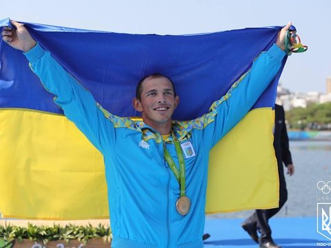 Каноїст Юрій Чебан здобув для України друге «золото» на Олімпіаді в Ріо.